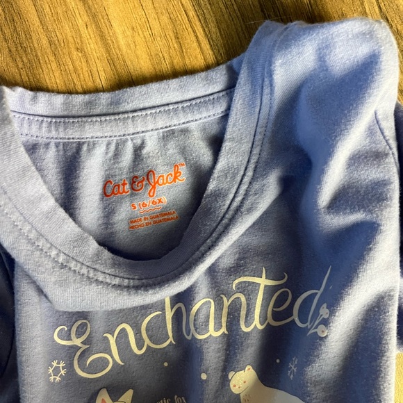 Girl’s Cat & Jack Pajama Set - Picture 3 of 3